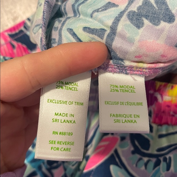 Lilly Pulitzer Tropical Print Cropped Pants - Pink and Blue - Picture 8 of 9